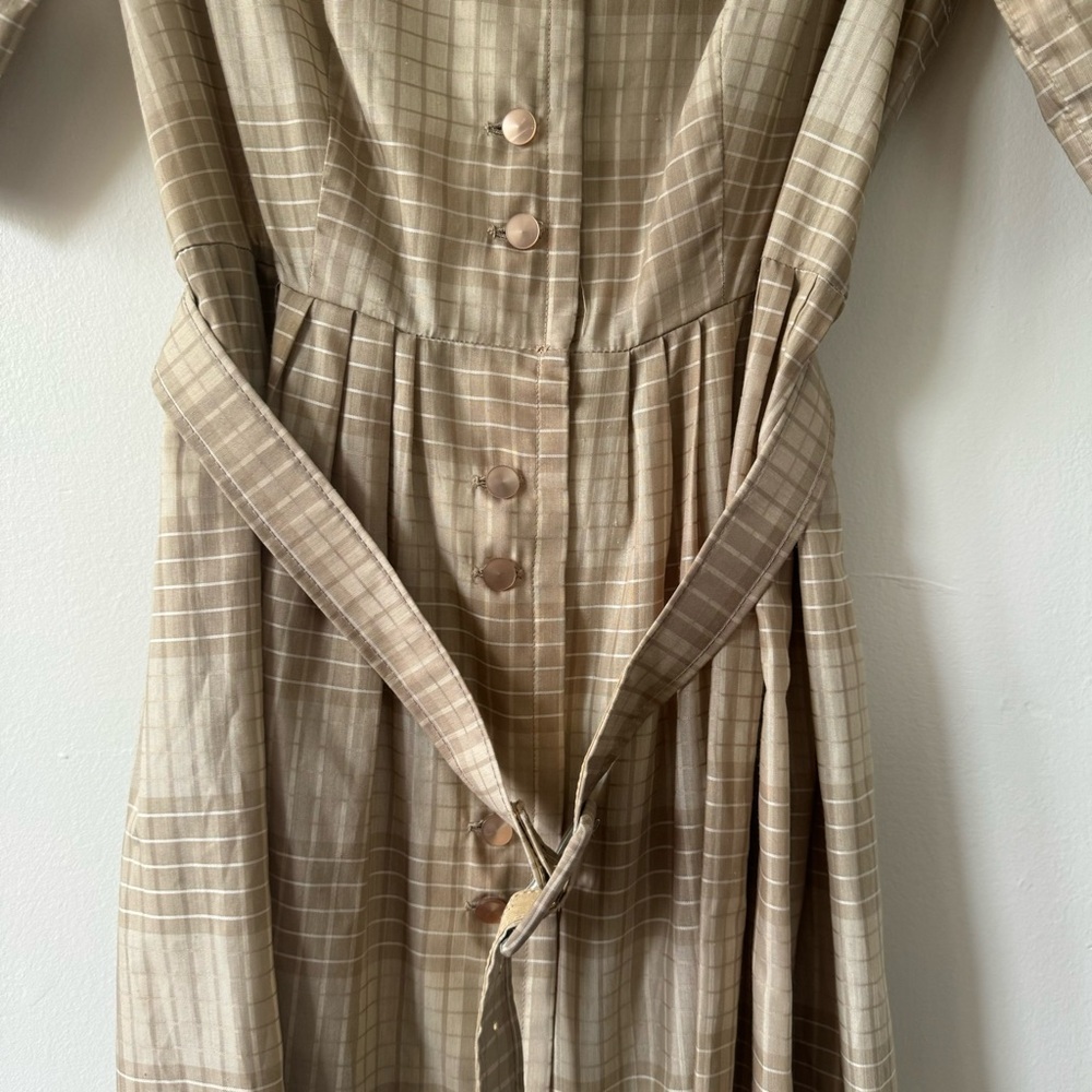 Vintage Tan Gingham Style Button-Down Dress - Picture 5 of 8